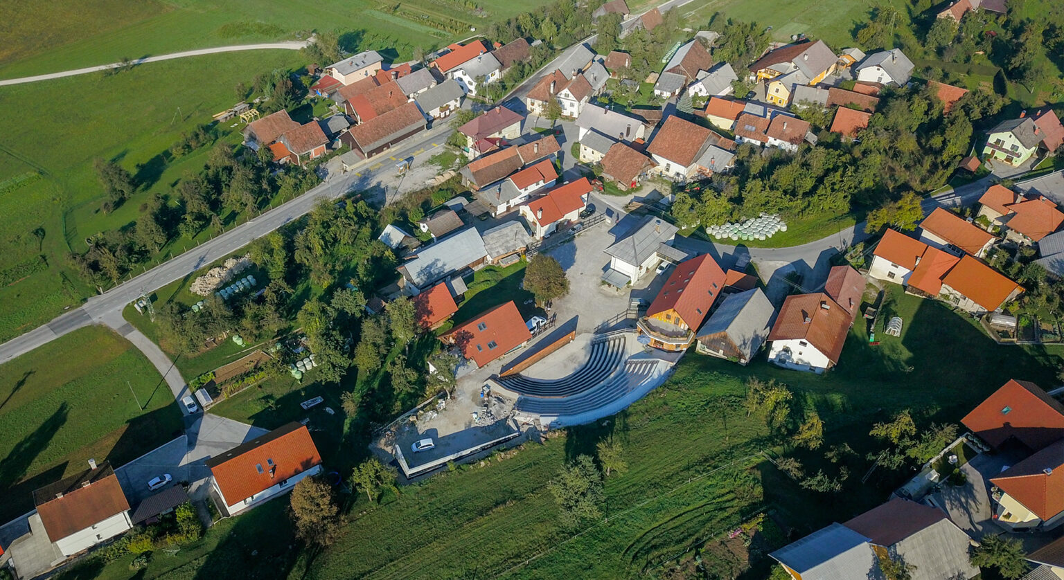 piata imobiliara