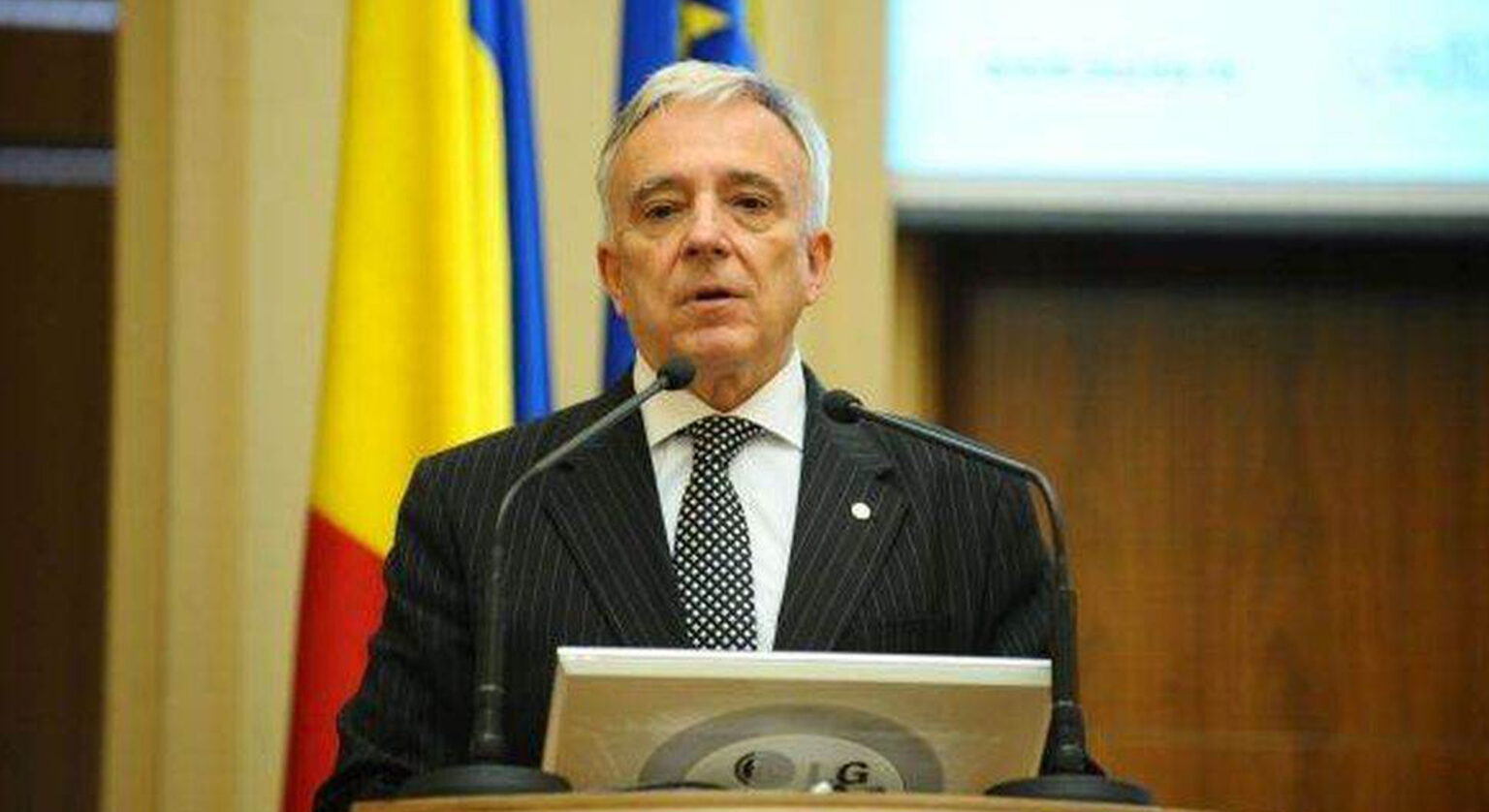 Isărescu: Intrarea în OCDE, cel mai important program de reformă mugur-isarescu