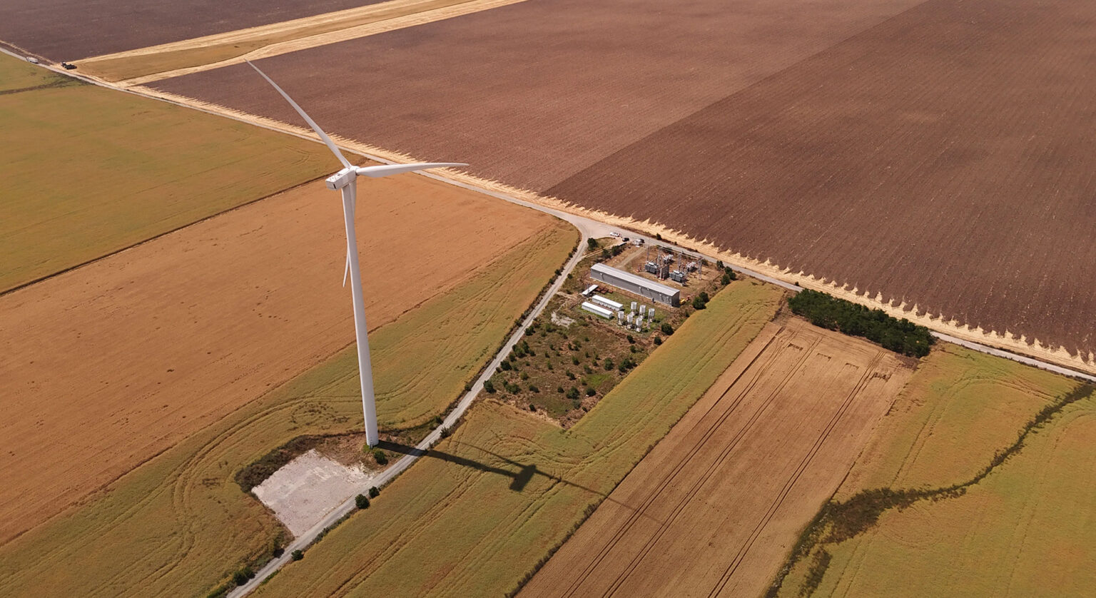 PPC expands capacity of Sălbatica wind farm with 60 MWh BESS system parcul eolian salbatica