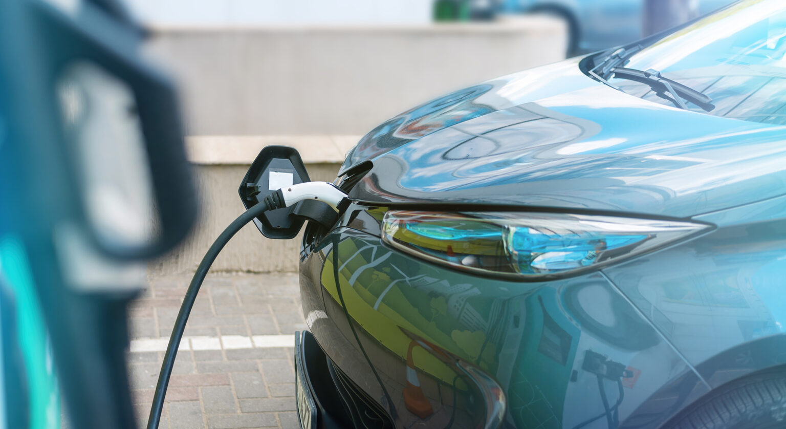 Fondurile alocate autovehiculelor electrice prin Programul Rabla, epuizate în doar 10 zile – cele pentru moto, în 9 minute