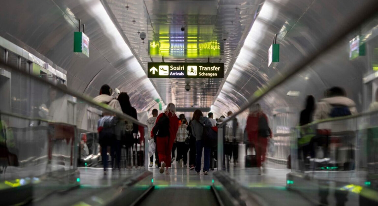 Transportul aerian de pasageri a crescut cu 7,8% în primul trimestru din 2026
