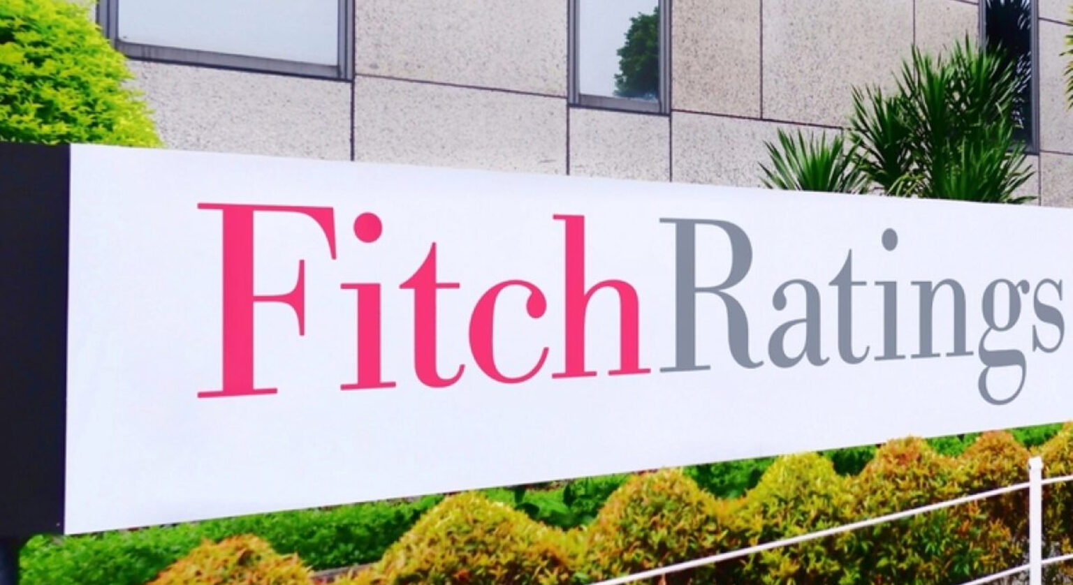 Negrescu: Fitch urmează să anunțe dacă coboară ratingul României la categoria junk