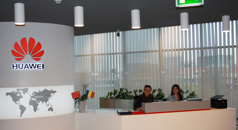 Huawei România, Bamboo Energy și Flexumers lansează prima centrală vitruală pentru energie distribuită centrelor telecom din România